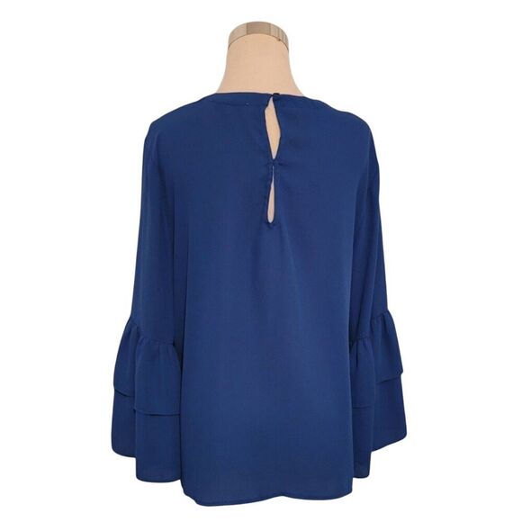 Violet + Claire Blue Ruffle Sleeve Tiered Top Size L - Picture 4 of 7